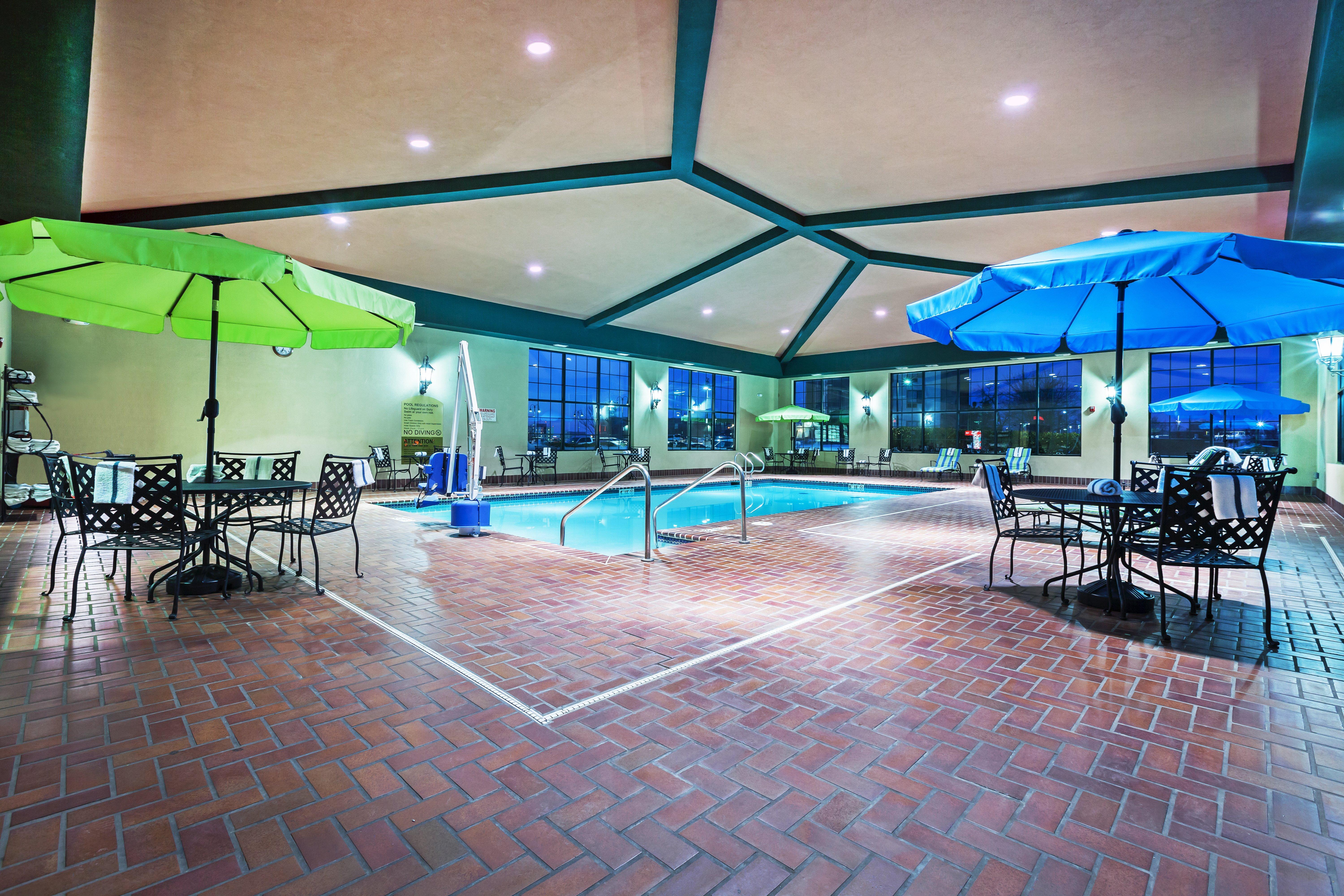 Holiday Inn Express & Suites Tulsa S Broken Arrow Hwy 51 By Ihg Εξωτερικό φωτογραφία