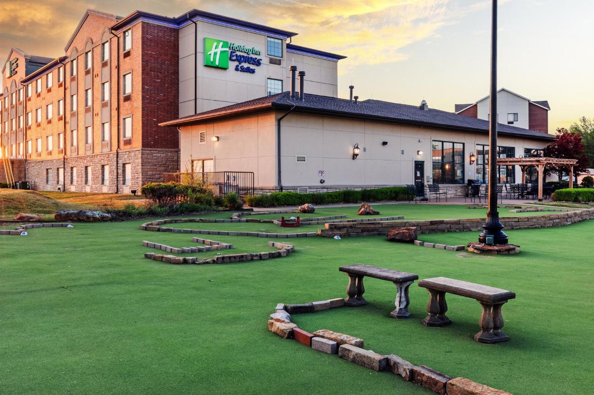 Holiday Inn Express & Suites Tulsa S Broken Arrow Hwy 51 By Ihg Εξωτερικό φωτογραφία
