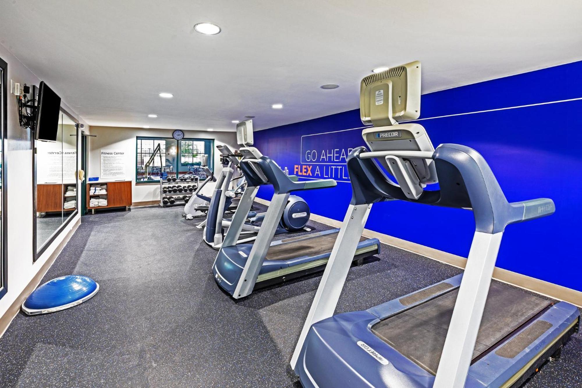 Holiday Inn Express & Suites Tulsa S Broken Arrow Hwy 51 By Ihg Εξωτερικό φωτογραφία