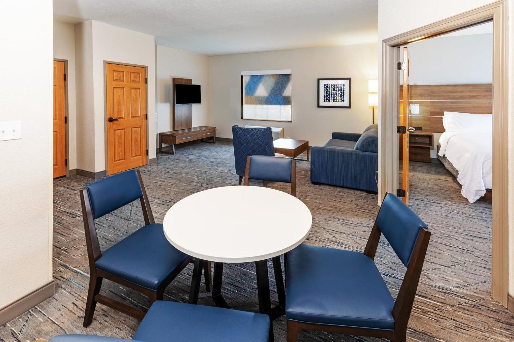 Holiday Inn Express & Suites Tulsa S Broken Arrow Hwy 51 By Ihg Εξωτερικό φωτογραφία