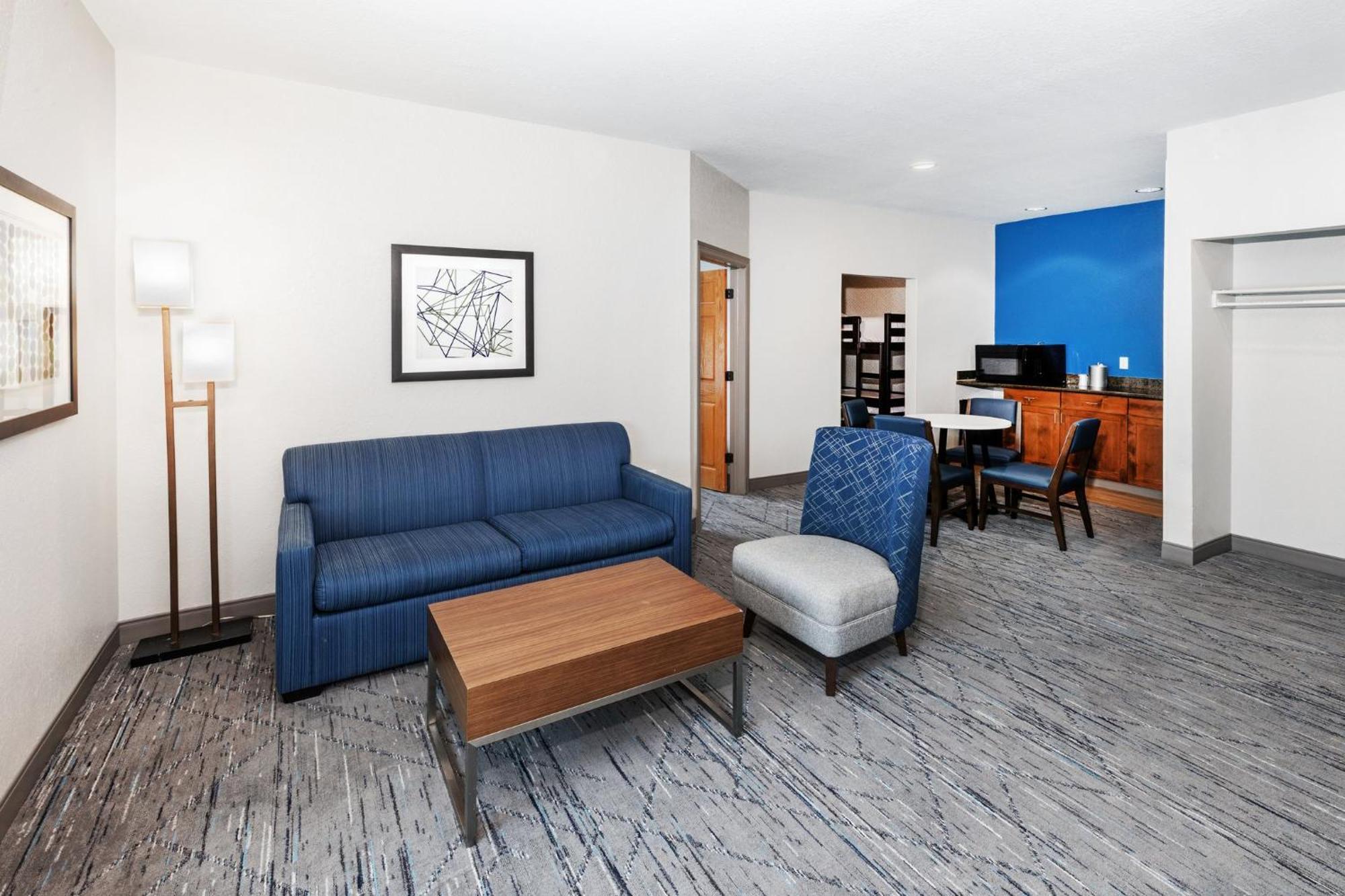 Holiday Inn Express & Suites Tulsa S Broken Arrow Hwy 51 By Ihg Εξωτερικό φωτογραφία